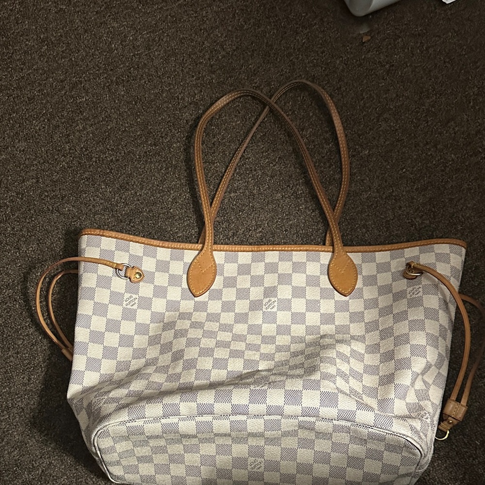 Louis Vuitton Neverful PM